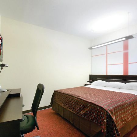 Red Roof Inn & Suites Beaumont Kültér fotó
